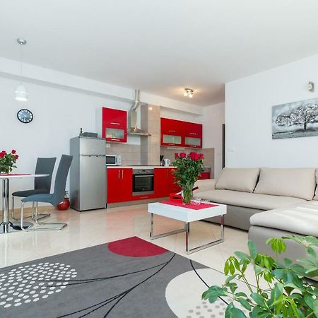 Apartment Jurasin Kaštela 外观 照片