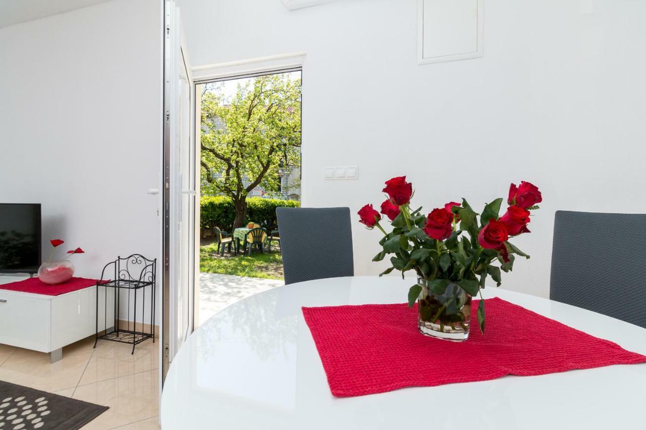 Apartment Jurasin Kaštela 外观 照片