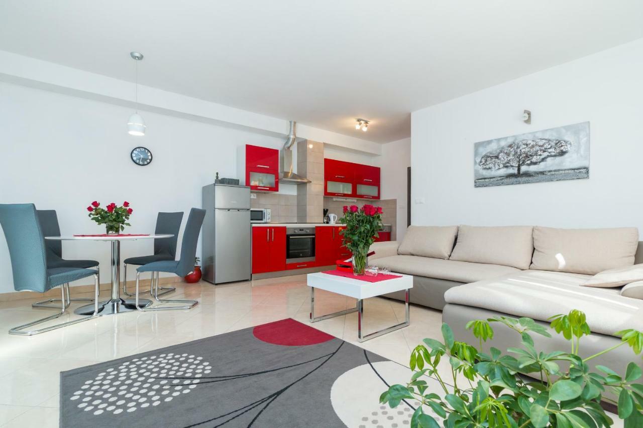 Apartment Jurasin Kaštela 外观 照片