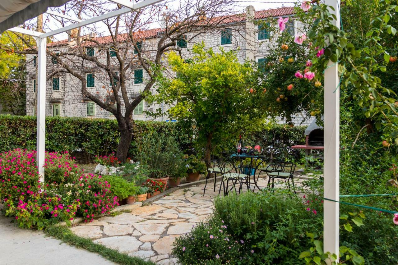 Apartment Jurasin Kaštela 外观 照片