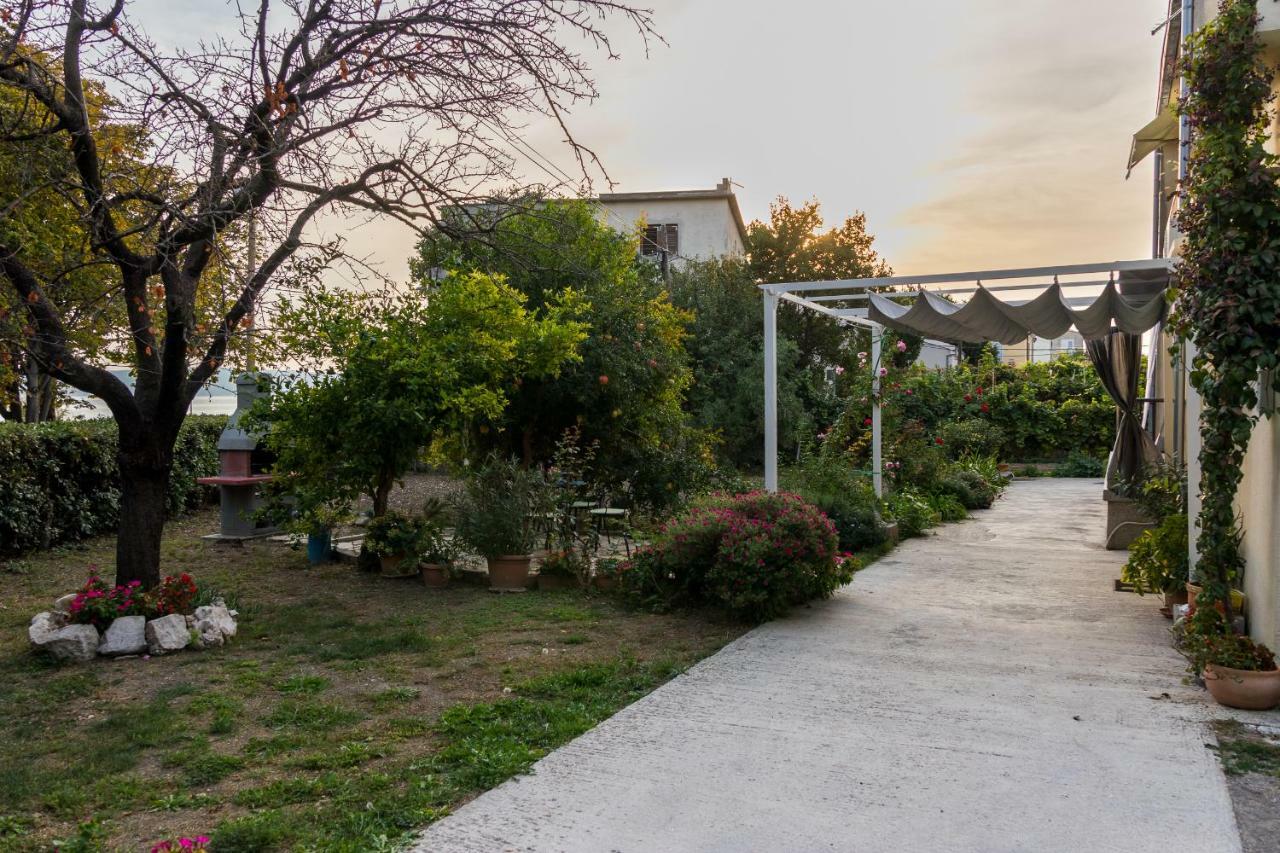 Apartment Jurasin Kaštela 外观 照片